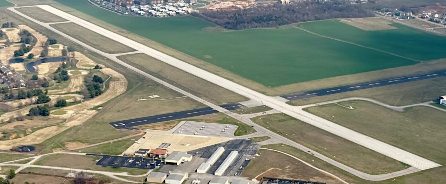 Bowling Green – Warren County Regional Airport – Bowling Green, Kentucky